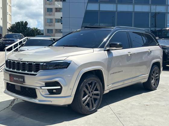 JEEP COMMANDER 2.0 HURRICANE 4 TURBO GASOLINA OVERLAND AT9